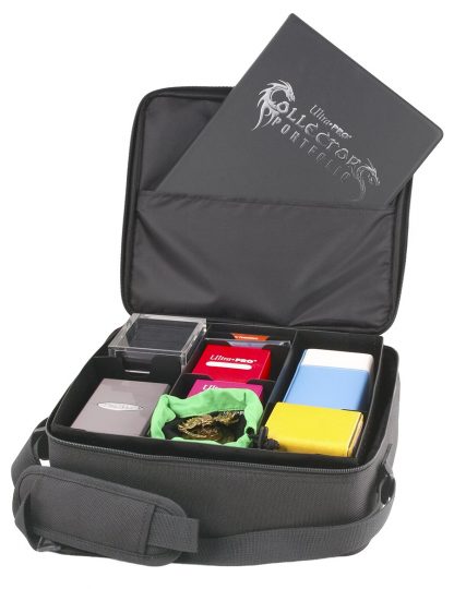 Ultra Pro Deluxe Gaming Case 2